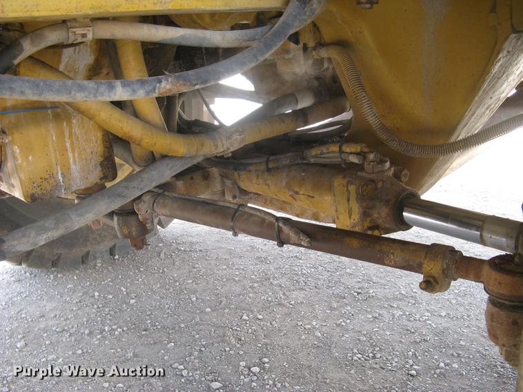 image for item DC1363 1993 Caterpillar 769C haul truck