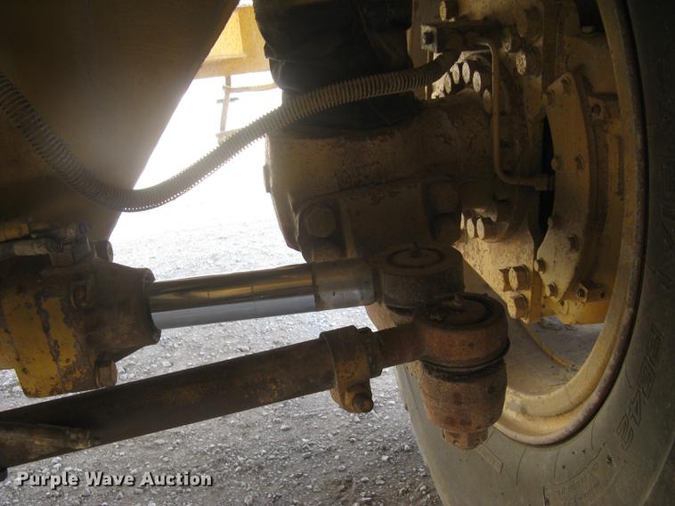 image for item DC1363 1993 Caterpillar 769C haul truck