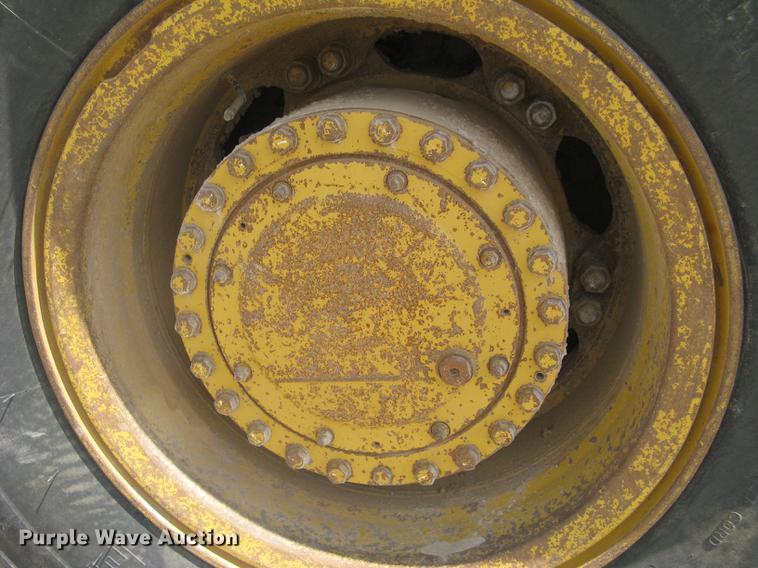 image for item DC1363 1993 Caterpillar 769C haul truck