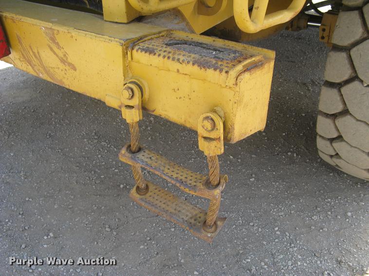 image for item DC1363 1993 Caterpillar 769C haul truck