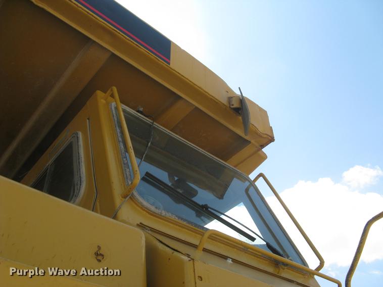 image for item DC1363 1993 Caterpillar 769C haul truck