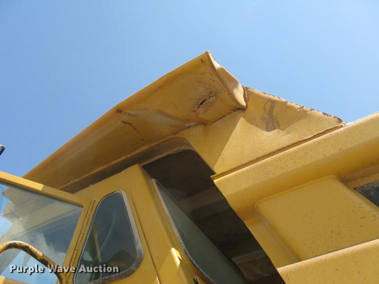 image for item DC1363 1993 Caterpillar 769C haul truck