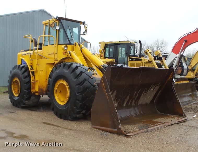 image for item DC4627 1983 John Deere 844 wheel loader