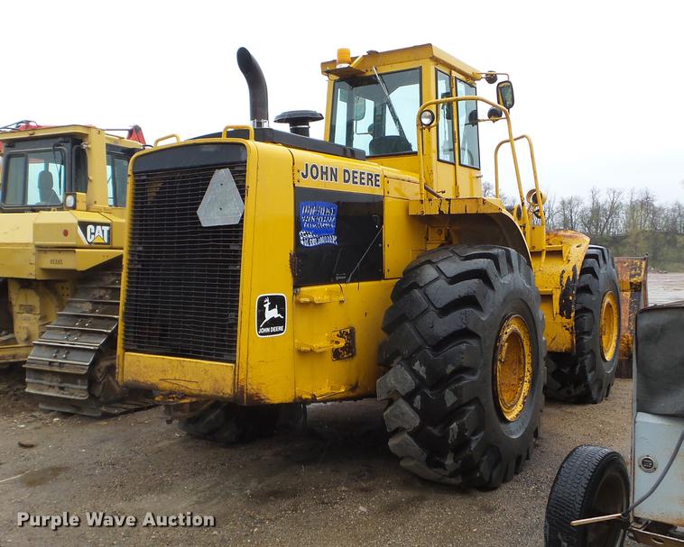 image for item DC4627 1983 John Deere 844 wheel loader