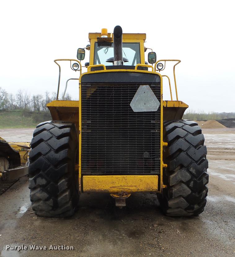 image for item DC4627 1983 John Deere 844 wheel loader