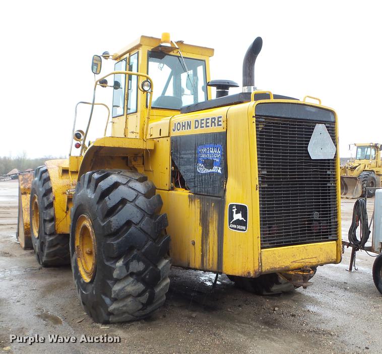 image for item DC4627 1983 John Deere 844 wheel loader