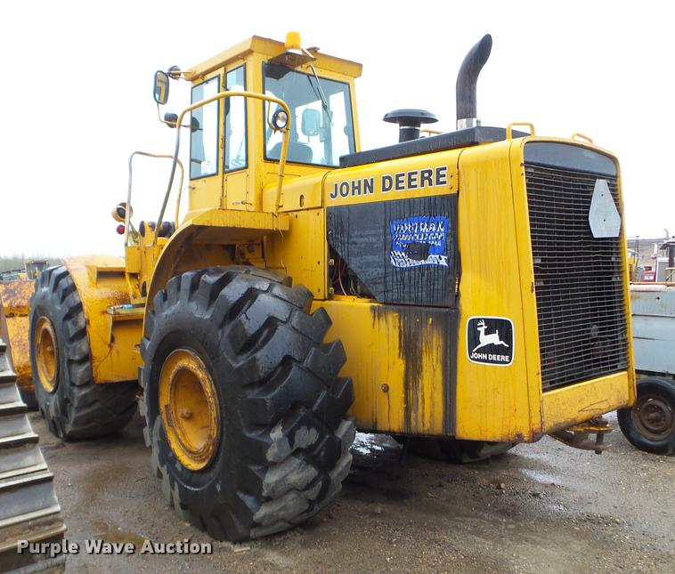 image for item DC4627 1983 John Deere 844 wheel loader