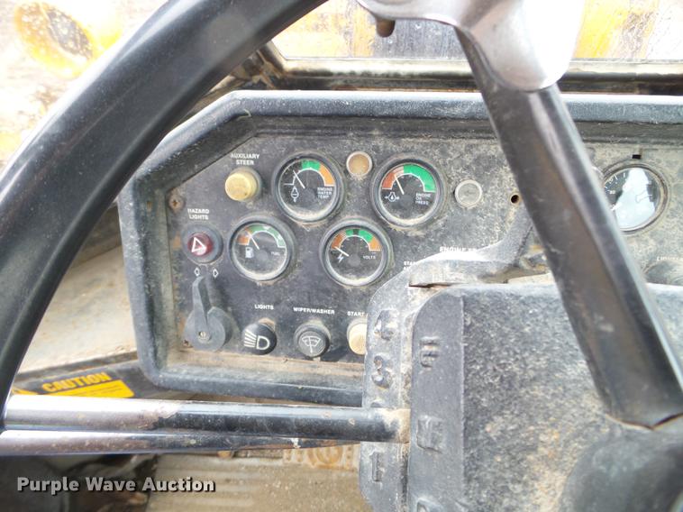 image for item DC4627 1983 John Deere 844 wheel loader