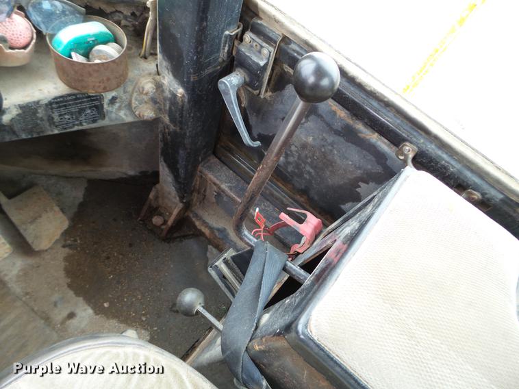 image for item DC4627 1983 John Deere 844 wheel loader