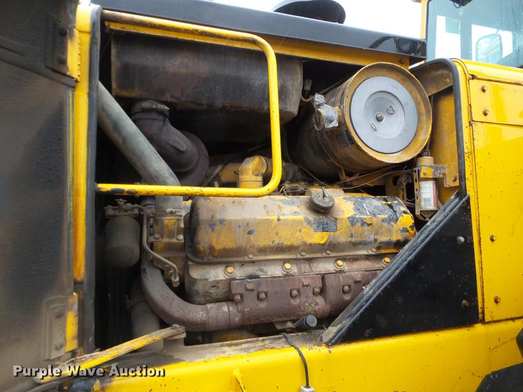 image for item DC4627 1983 John Deere 844 wheel loader