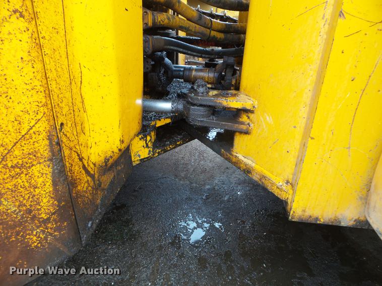 image for item DC4627 1983 John Deere 844 wheel loader