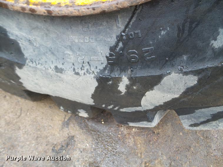 image for item DC4627 1983 John Deere 844 wheel loader