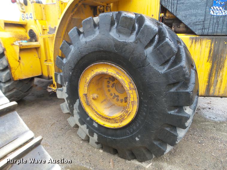 image for item DC4627 1983 John Deere 844 wheel loader