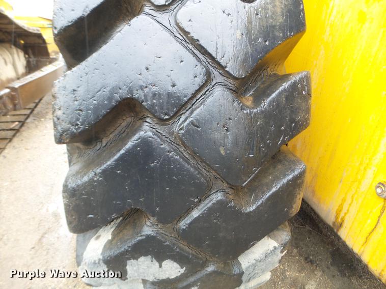 image for item DC4627 1983 John Deere 844 wheel loader