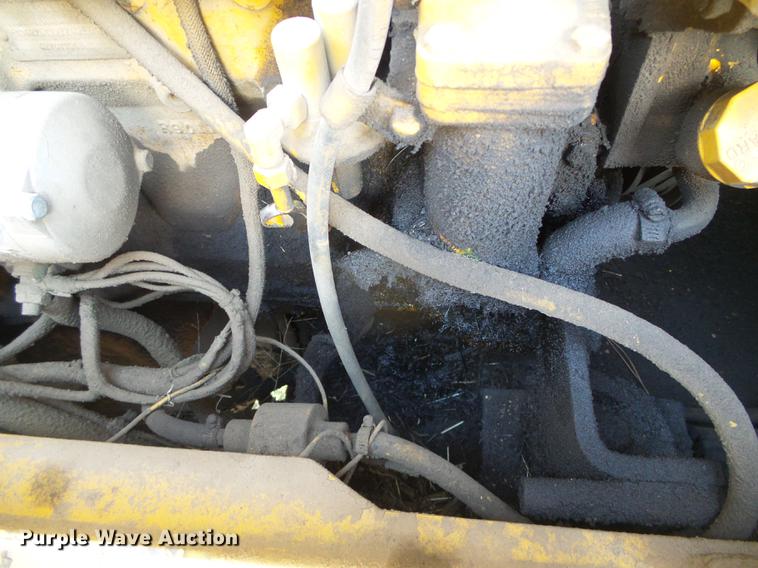 image for item DC5211 1989 John Deere 444E wheel loader