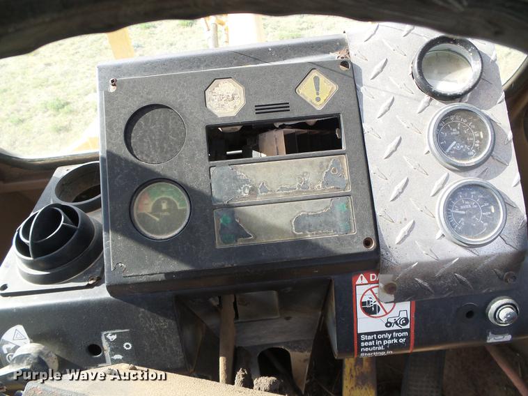 image for item DC5211 1989 John Deere 444E wheel loader