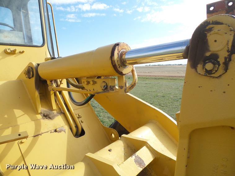 image for item DC5211 1989 John Deere 444E wheel loader