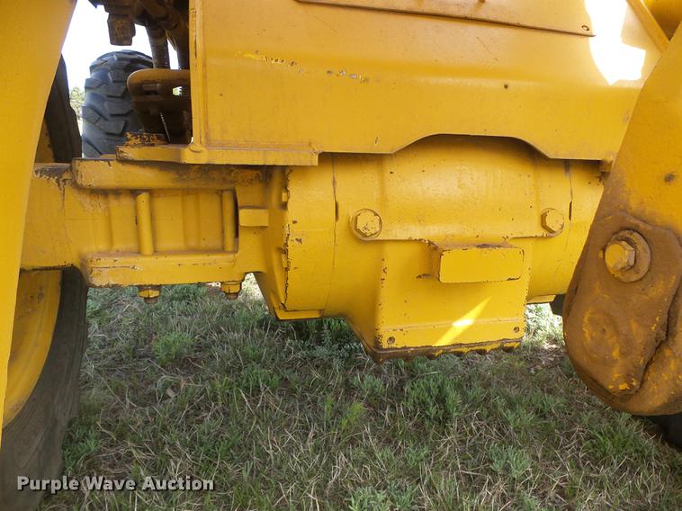 image for item DC5211 1989 John Deere 444E wheel loader