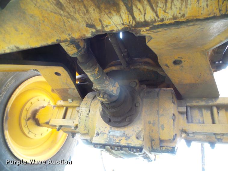 image for item DC5211 1989 John Deere 444E wheel loader