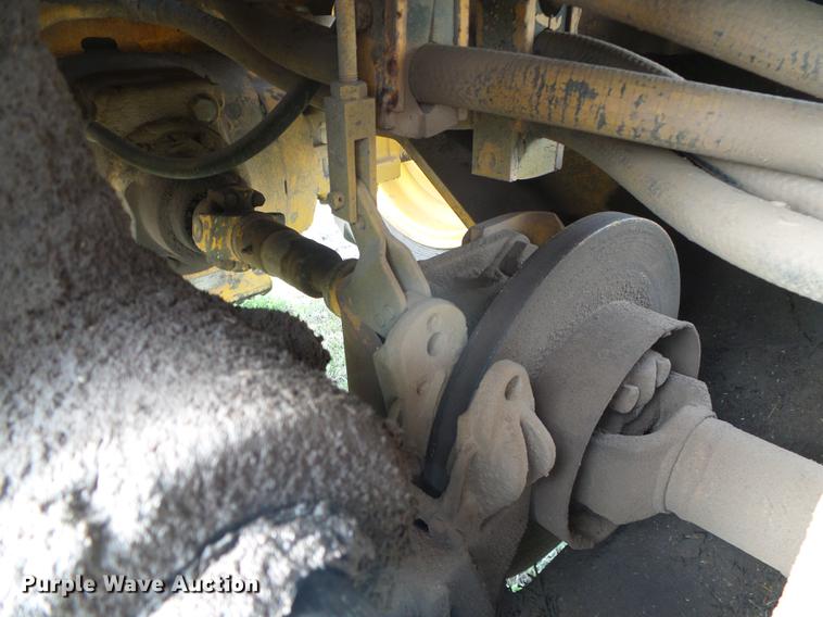 image for item DC5211 1989 John Deere 444E wheel loader