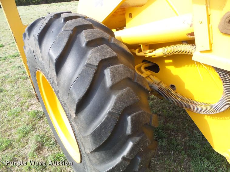 image for item DC5211 1989 John Deere 444E wheel loader