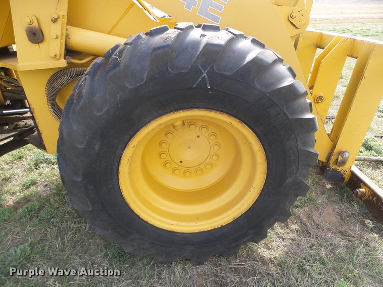 image for item DC5211 1989 John Deere 444E wheel loader
