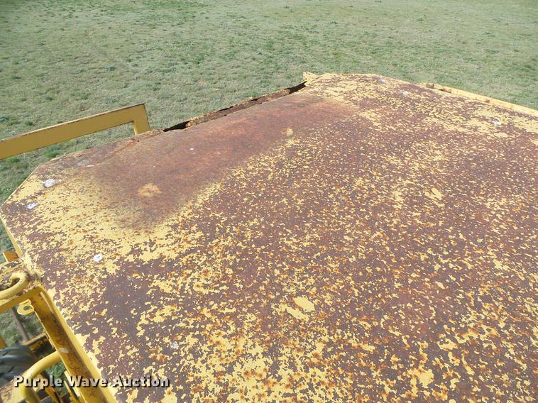 image for item DC5211 1989 John Deere 444E wheel loader