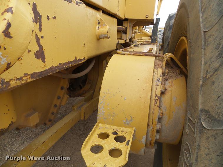 image for item DC5245 1995 Caterpillar 140H VHP motor grader