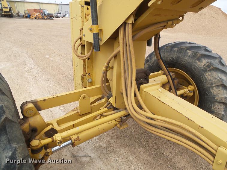 image for item DC5245 1995 Caterpillar 140H VHP motor grader