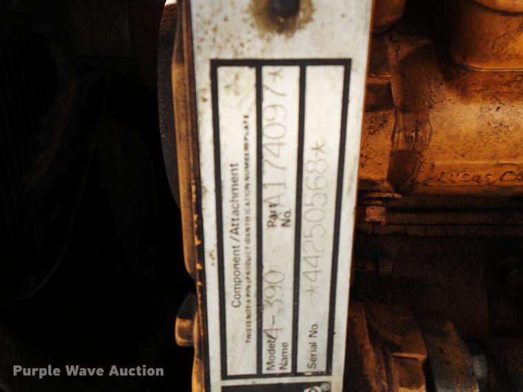 image for item DD2253 1988 Case 760 cable plow