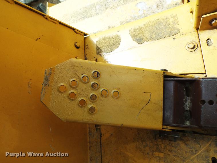 image for item DD2253 1988 Case 760 cable plow