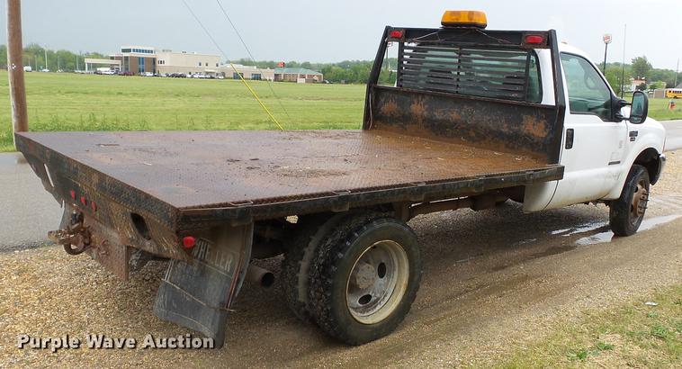 image for item DD2266 2001 Ford F450 Super Duty flat bed truck