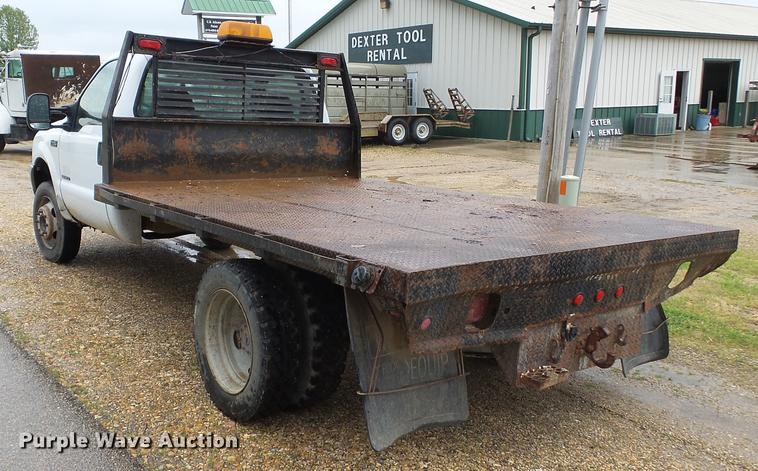 image for item DD2266 2001 Ford F450 Super Duty flat bed truck