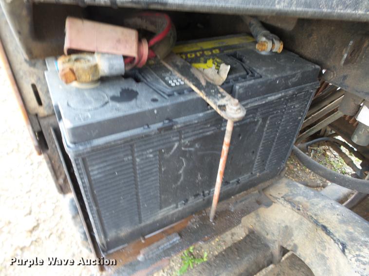 image for item DD2268 2004 Ditch Witch JT2020 directional boring unit