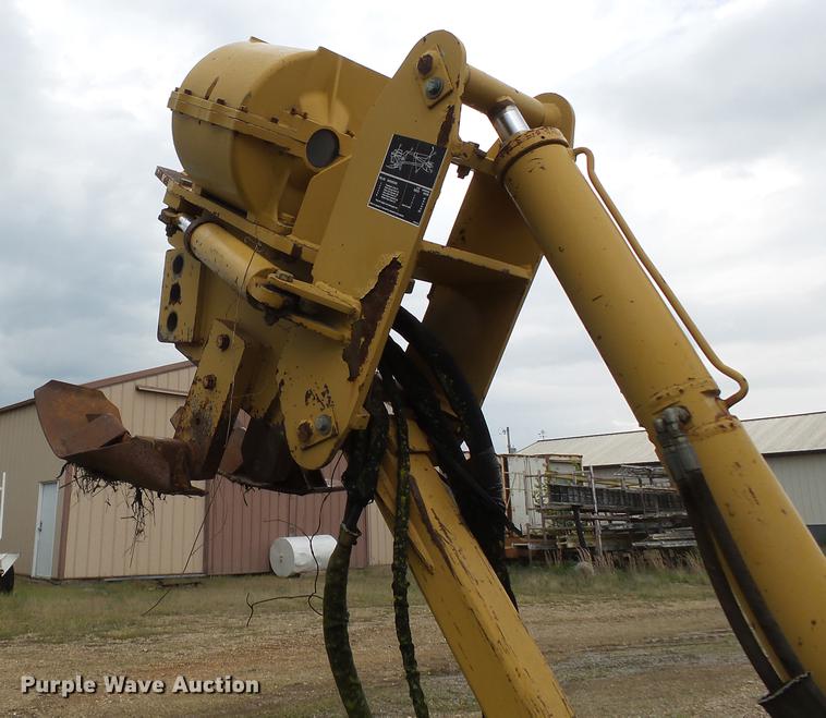 image for item DD2269 1992 Vermeer V8050 vibratory cable plow