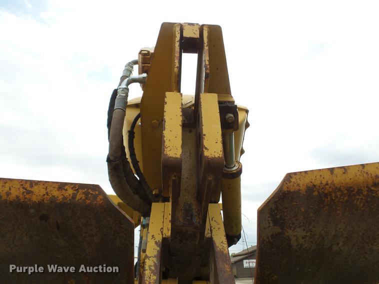 image for item DD2269 1992 Vermeer V8050 vibratory cable plow