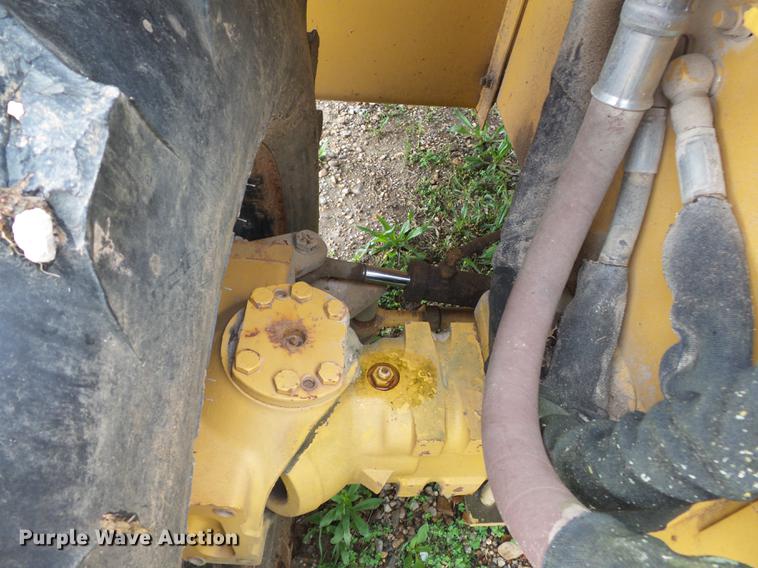 image for item DD2269 1992 Vermeer V8050 vibratory cable plow