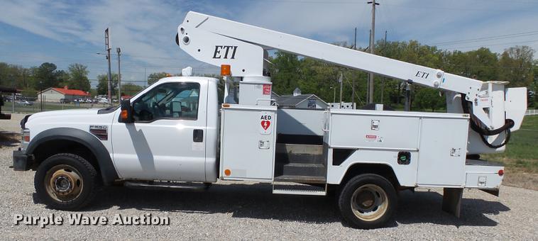 image for item DD2280 2008 Ford F550 Super Duty bucket truck