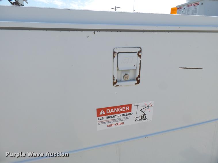 image for item DD2280 2008 Ford F550 Super Duty bucket truck