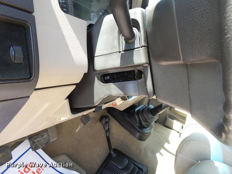 image for item DD2280 2008 Ford F550 Super Duty bucket truck