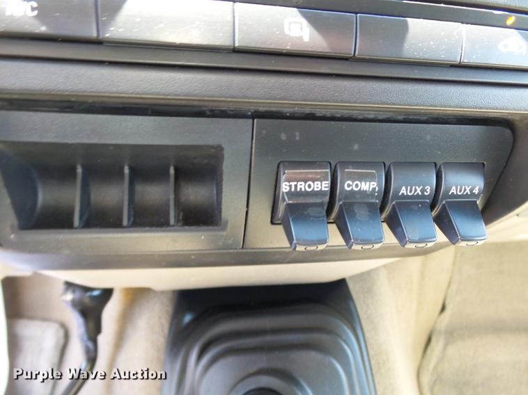 image for item DD2280 2008 Ford F550 Super Duty bucket truck