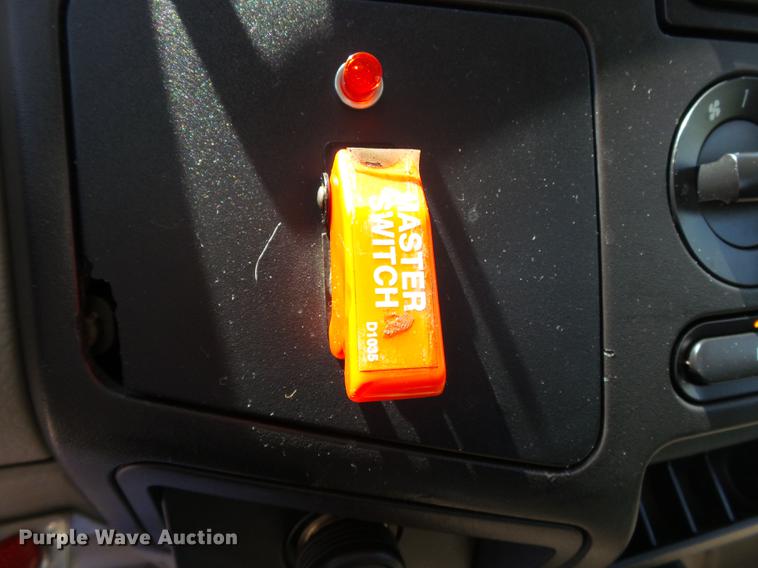 image for item DD2280 2008 Ford F550 Super Duty bucket truck