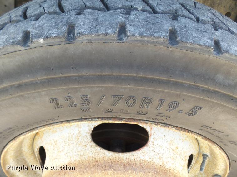 image for item DD2280 2008 Ford F550 Super Duty bucket truck