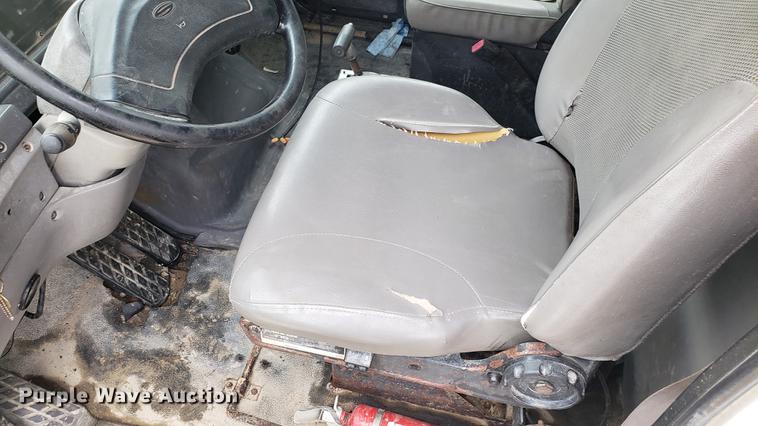 image for item DD4102 1998 Ford LT8501 dump truck