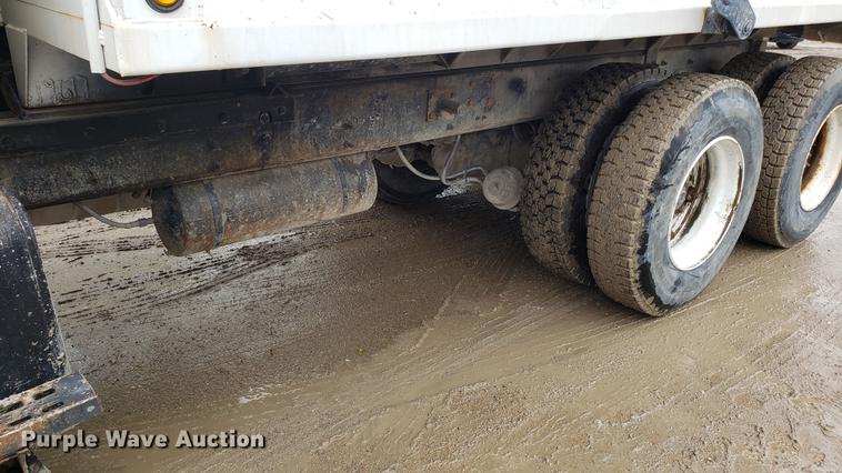 image for item DD4102 1998 Ford LT8501 dump truck