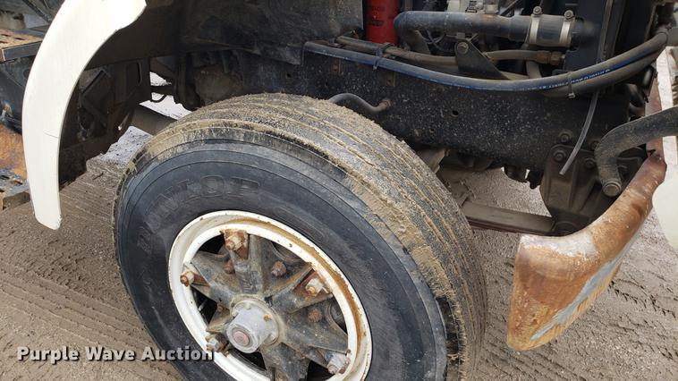 image for item DD4102 1998 Ford LT8501 dump truck