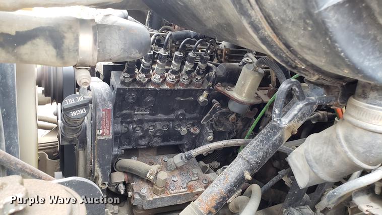 image for item DD4102 1998 Ford LT8501 dump truck