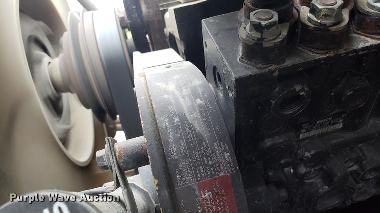 image for item DD4102 1998 Ford LT8501 dump truck