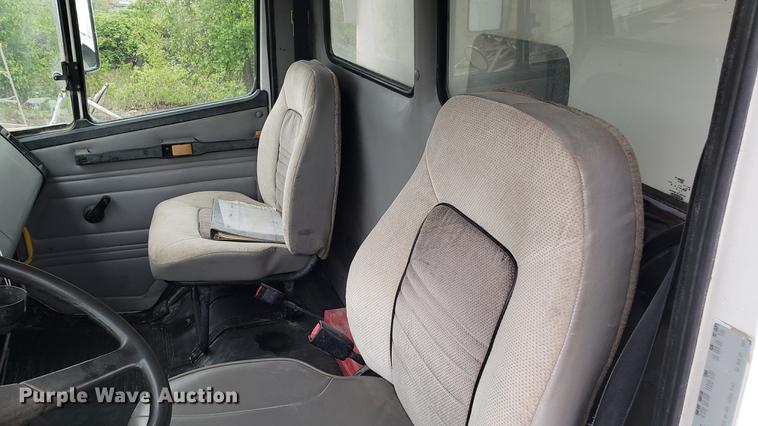 image for item DD4103 2001 Freightliner FL80 dump truck