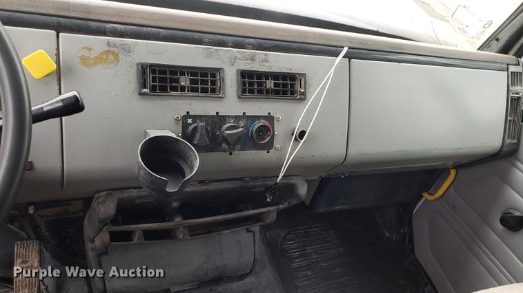 image for item DD4103 2001 Freightliner FL80 dump truck